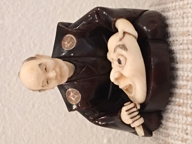 Mask carver netsuke.JPG