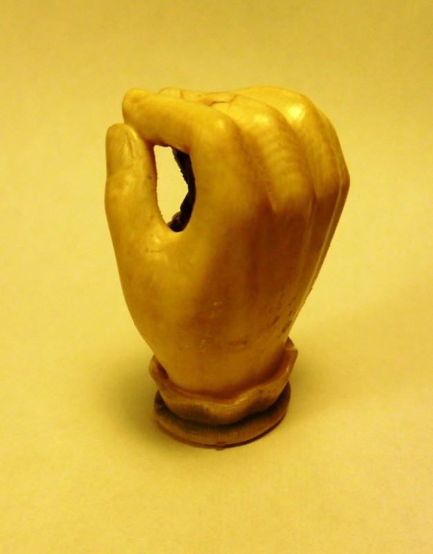 netsuke_monkey_02.JPG