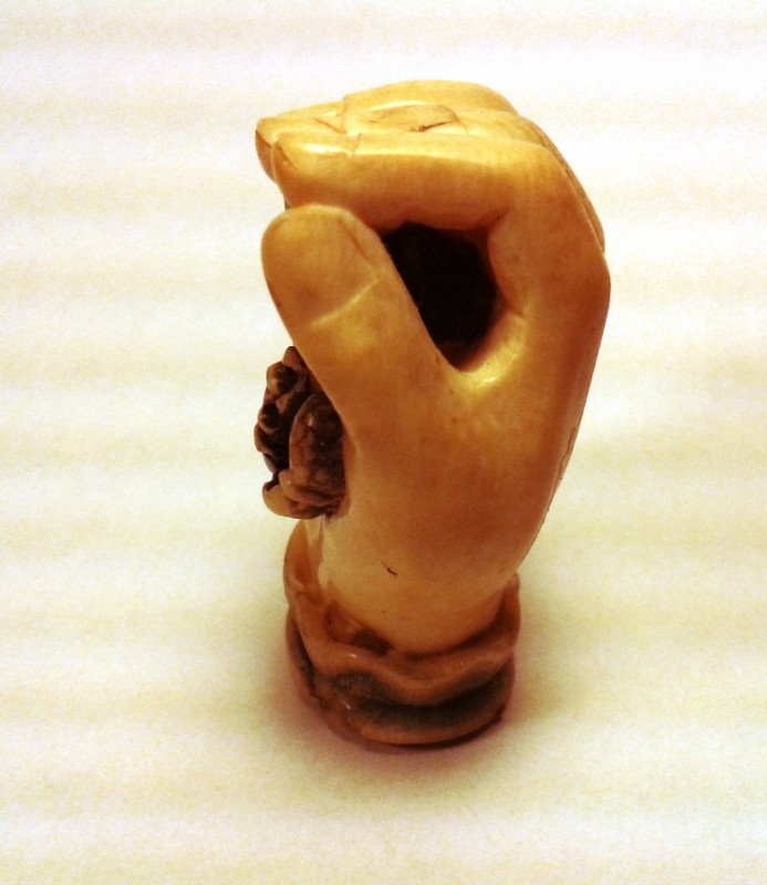 netsuke_monkey_03A.JPG