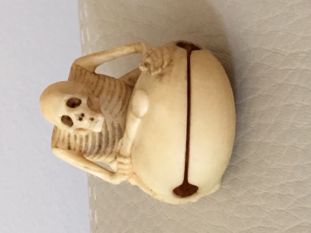 Skeleton netsuke.JPG